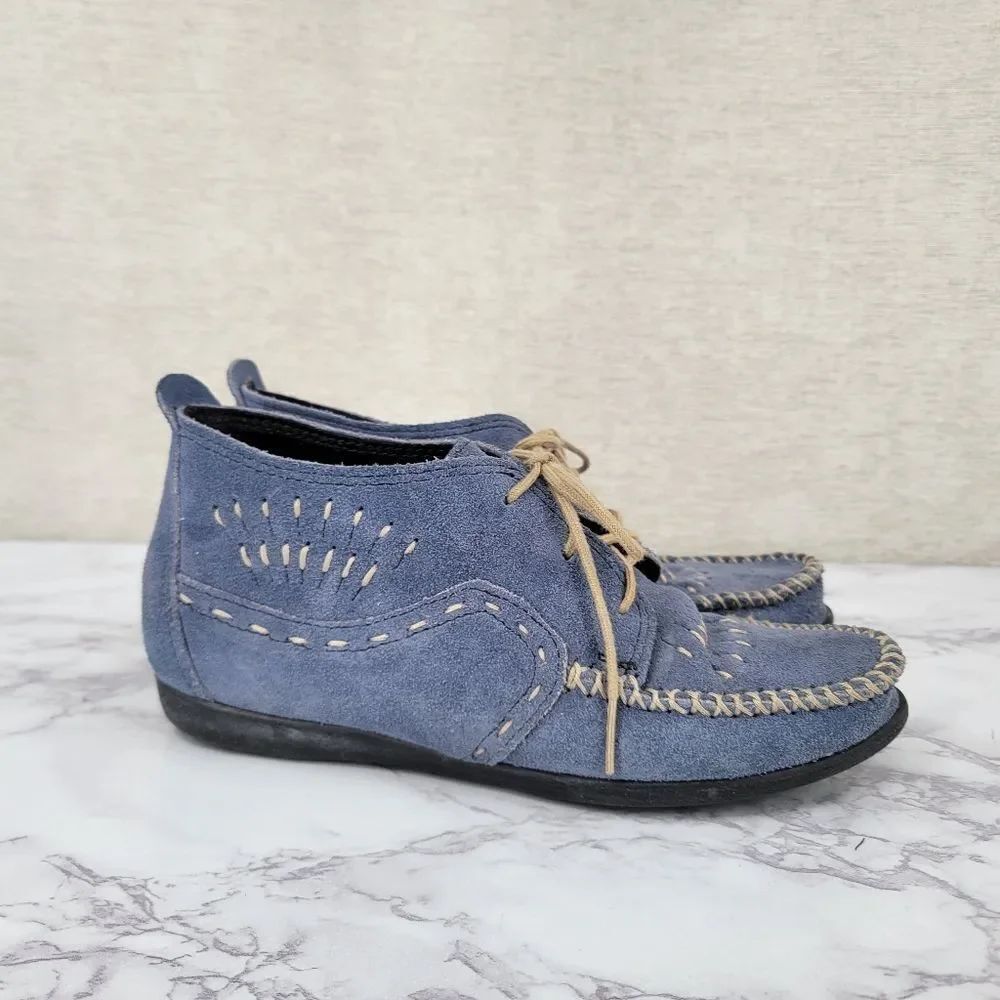 Minnetonka Blue Suede Moccasins Shoes Chukka Lace Up Ankle Booties Leather